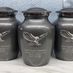 Customer Gallery - Eagle Sharing Urn - Gunmetal Gray